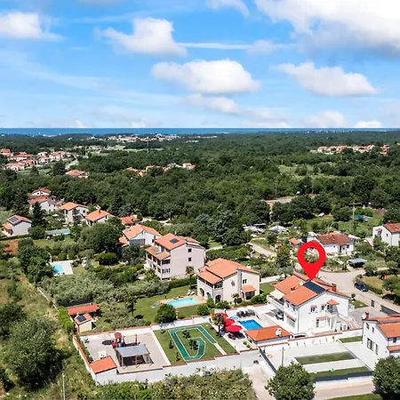 Vila Anela