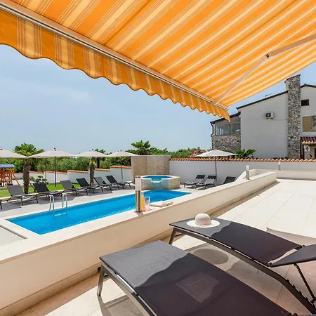 Villa Anela *