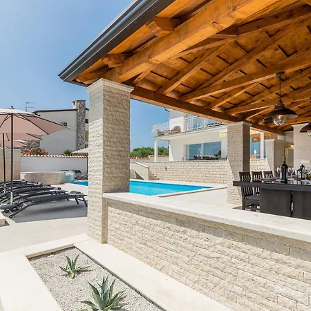 Villa Anela