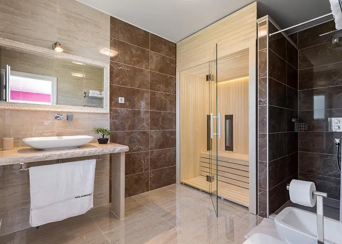 Anela Вилла Пореч